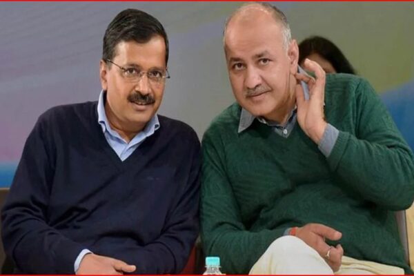 राउज एवेन्यू कोर्ट के बाहर मीडिया की मौजूदगी के बीच दिल्ली आबकारी नीति केस पर सुनवाई।