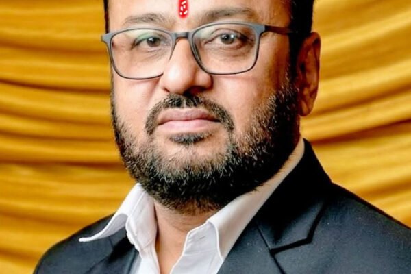 एक शरारत हमेशा के लिए ख़ामोश हो गई | मित्र गिरधारी अरोरा को श्रद्धांजलि