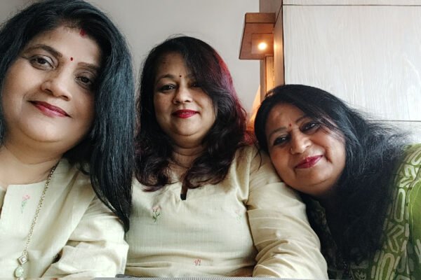 सविता सिंह मीरा के जन्मदिन पर उनके साथ जुड़ी आत्मीय यादें