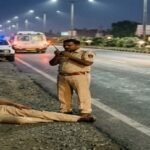 पुणे-सोलापुर हाईवे पर सड़क हादसे का सांकेतिक दृश्य