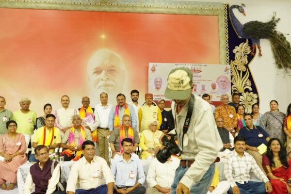 आबूरोड में राष्ट्रीय कवि संगम के 11वें राष्ट्रीय अधिवेशन में देशभर से जुटे साहित्यकार.